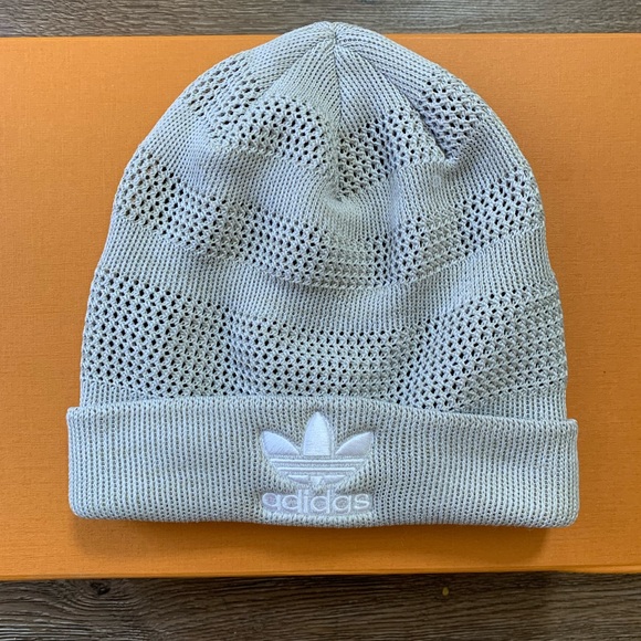 NWT Adidas original trefoil beanie
